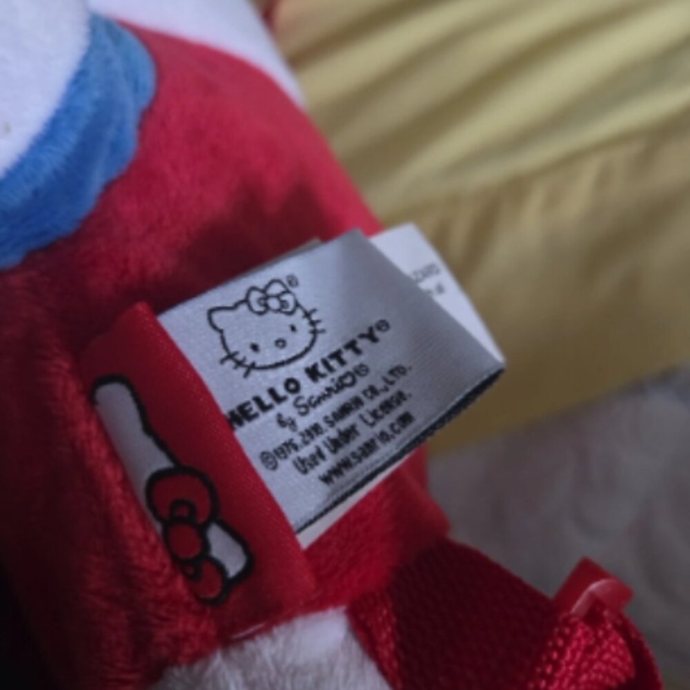 Hello Kitty + Hot Topic Backpack NWT - Picture 5 of 5